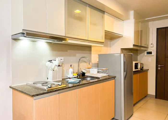 Bgc Staycation: 1br Uptown Area #ournw12d Manila